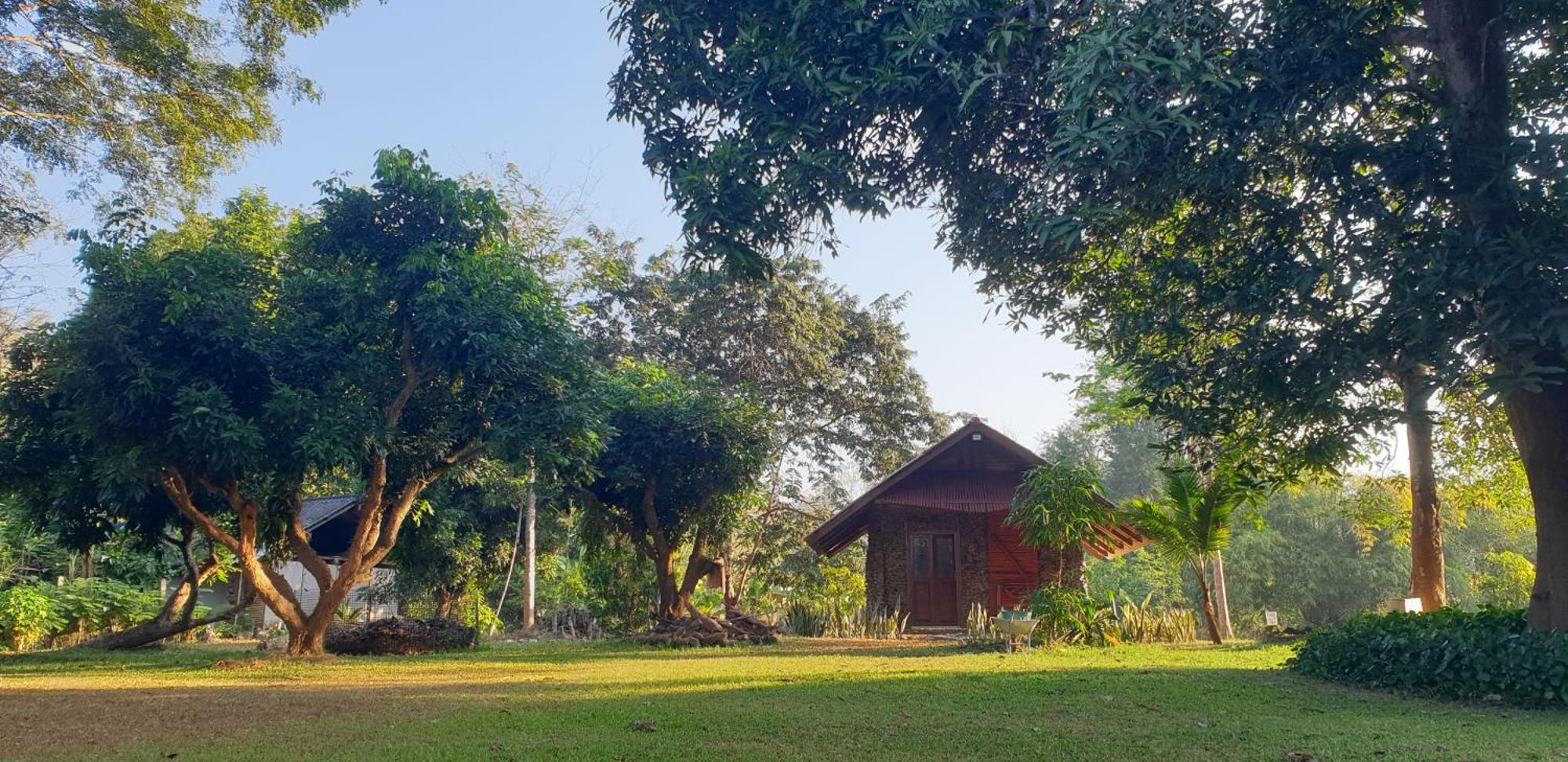 จำค่า ชาเลท์ บ้านพักสวนเกษตร Lampang Værelse billede